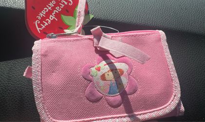 NEW Y2K DEAD STOCK STRAWEBERRY SHORTCAKE PURSE WALLET