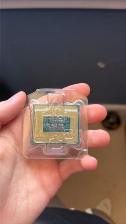 Intel i5-12400F