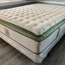 Queen Organic Elite Superior Hybrid Cool Gel Memory Foam Pillow Top 14inch Mattress!!