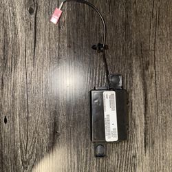 2017 - 2023 CHRYSLER PACIFICA ANTENNA REMOTE START & KEYLESS ENTRY MODULE OEM