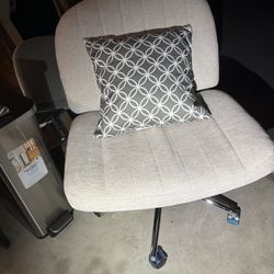 Office Roller Chair 
