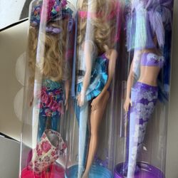 Set of 4 Barbie Color Reveal Doll 