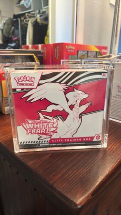 Pokémon Scarlet & Violet White Flare Elite Trainer Box