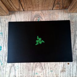 Razor Blade 15 Advanced Model Super Gaming Laptop 