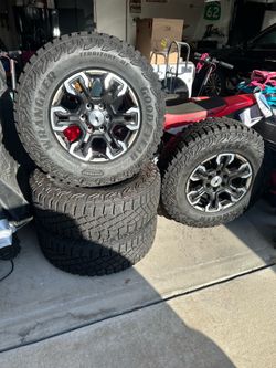 2026 Chevy ZR2 wheels and tires new!