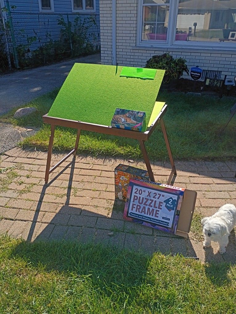 Puzzle Table With Storage 