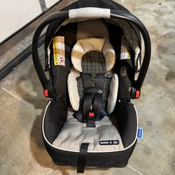 Graco SnugRide CK35 Click Connect Infant Car Seat + Base   &   Graco FastAction Fold Sport Stroller