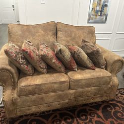 🛋️ Brown Faux Leather Loveseat – Nailhead Trim + Plush Cushions (Heartland, TX)
