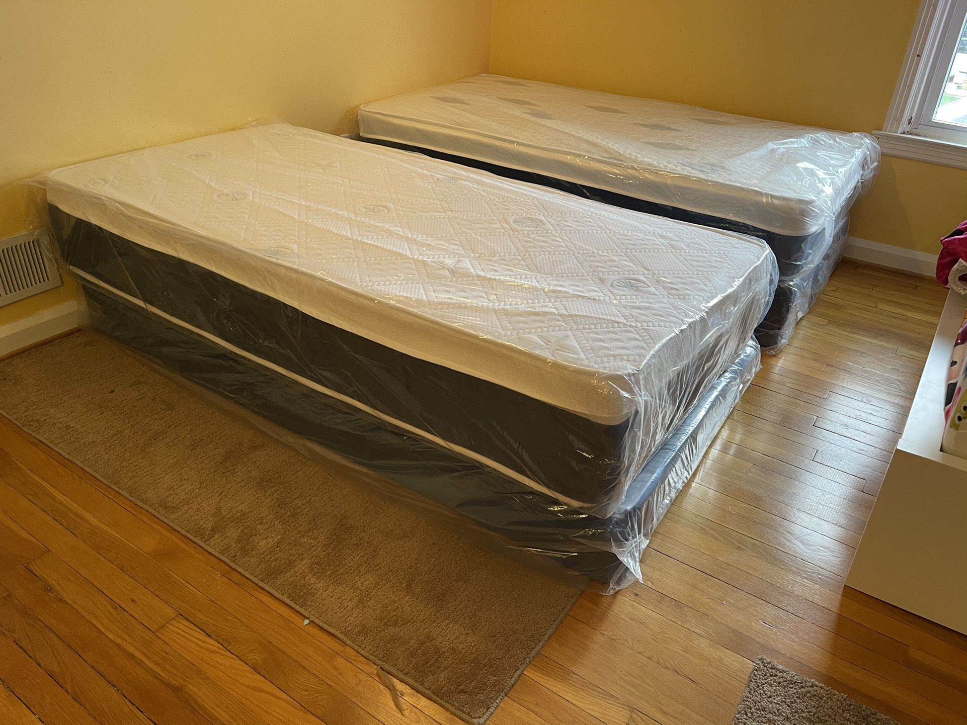 Twin Mattress And Box Spring Brand New 