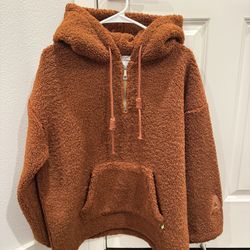 Brand New Women Sweater, Size M (Pick up in Sunnyvale)