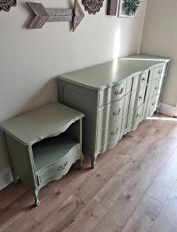 2pc Beautifully Revived Vintage French Provincial Bedroom Set