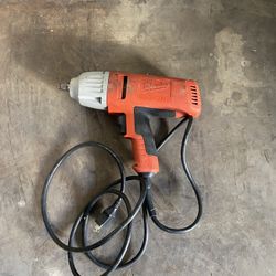 Milwaukee Impact Wrench 