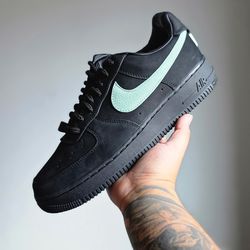 Nike air Force 1 Tiffany size 9