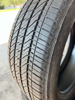 275/50/22” BRIDGESTONE, Like New