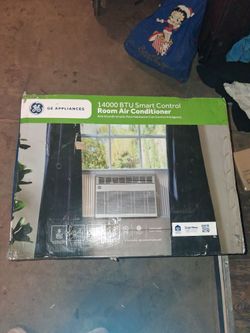 GE Appliances 14000 BTU Smart Room Air Conditioner