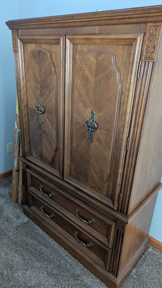 Armoire