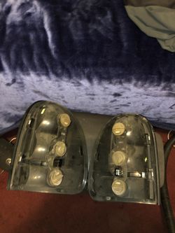 BACK LIGHTS FOR 2000 DODGE DURANGO