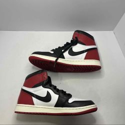 Air Jordan 1 Black Toe