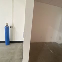 Helium Tank