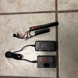 New Airsoft or RC Car Titan LiPo battery and Titan Charger