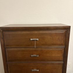 5 Drawer Chest-Armoire