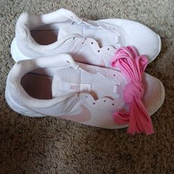 Women's Light Pink Nikes