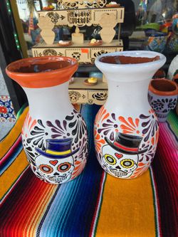 15%off florero halloween ($35)tel (contact info removed)