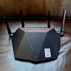 Netgear Nighthawk Pro Gaming XR1000V2 Black 2.4GHz Dual Band WiFi 6 Router 