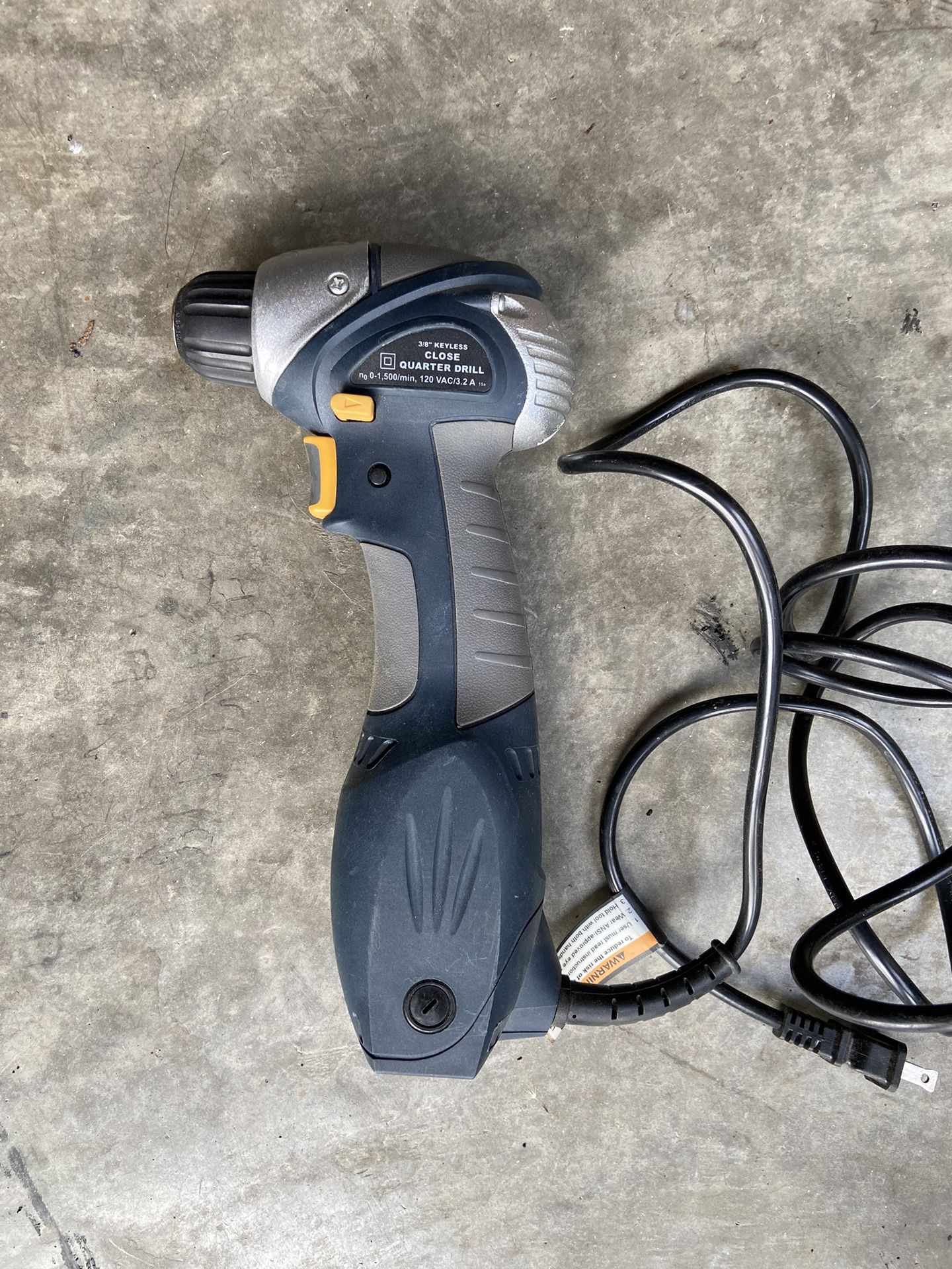 Chicago Electric Close Quarter Angle Drill #95877 3/8 Keyless Chuck