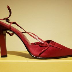 Enzo Angiolini Red Satin Heels - Size 7.5 
