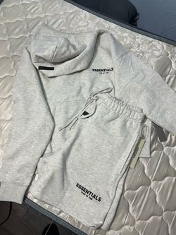 Essential outfit new size small