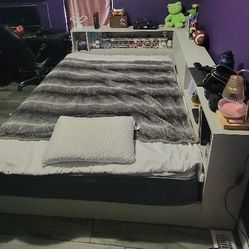 Full  Size Book Shelves  Bed