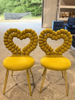 🔥Set of 2🔥Accent Chairs Heart Bubble Tufted Mustard Yellow Plush Velvet Gold Metal Legs for Vanity Room(Yellow)💰150$  🔥🔥🔥Second Location : 🌸162