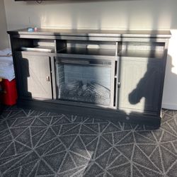 Electric Fireplace/Heater