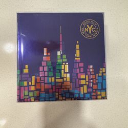 Perfumes nuevos en sus cajas