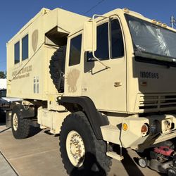 1995 Stewart & Stevenson M-1079