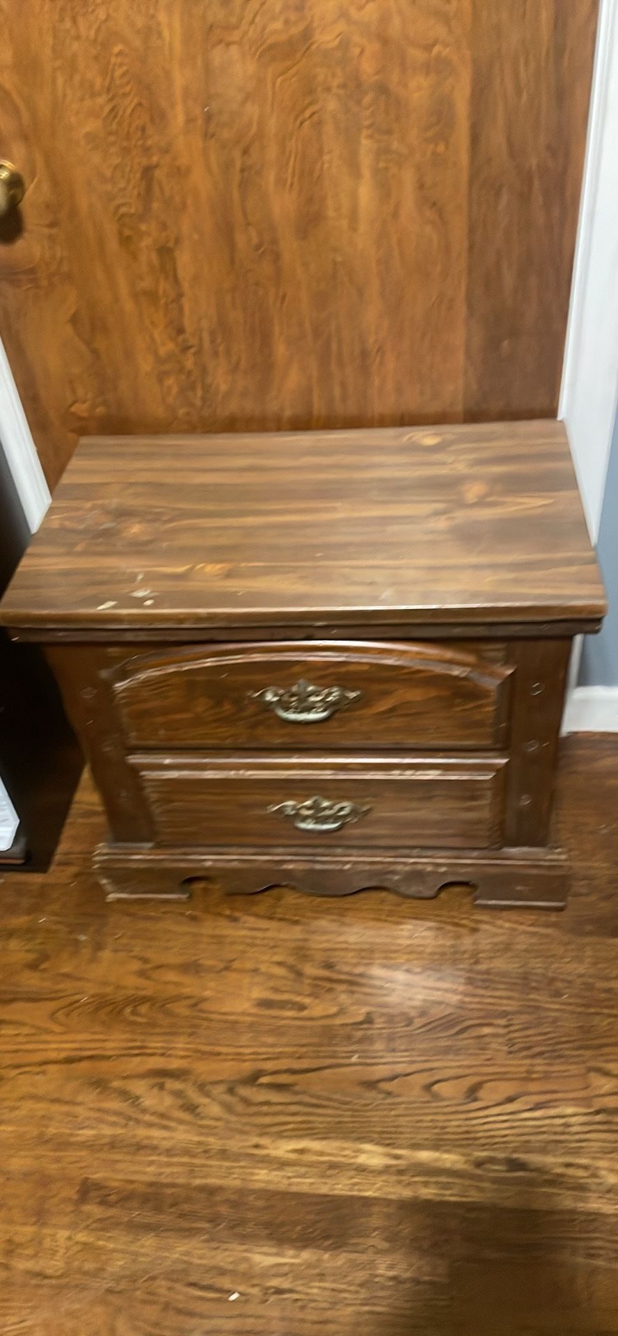 Little Dresser