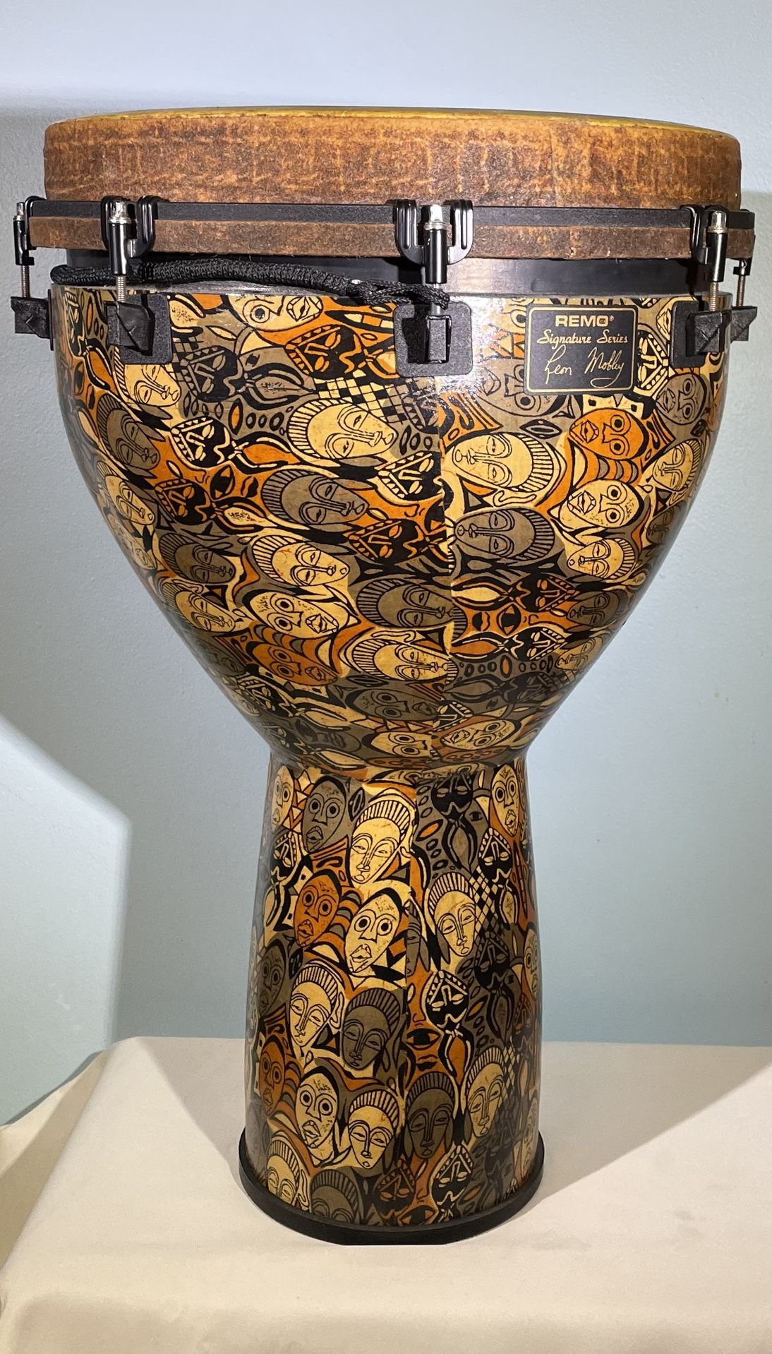 Remo Djembe Leon Mobley Signature Series 14” by 25” Drum