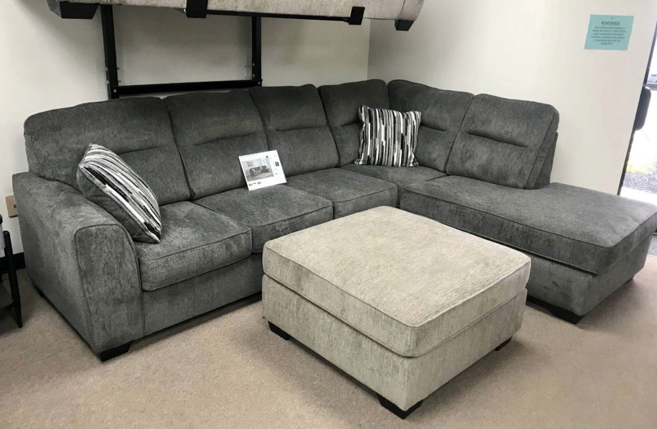 ποΈASHLEY SECTIONAL β ONLY $798 ποΈ