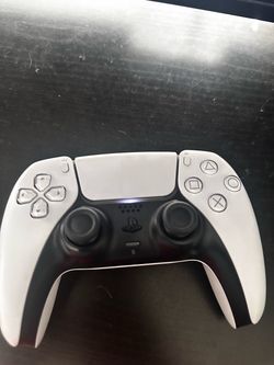 PS5 controller