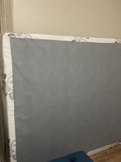 Queen mattress box NEW!