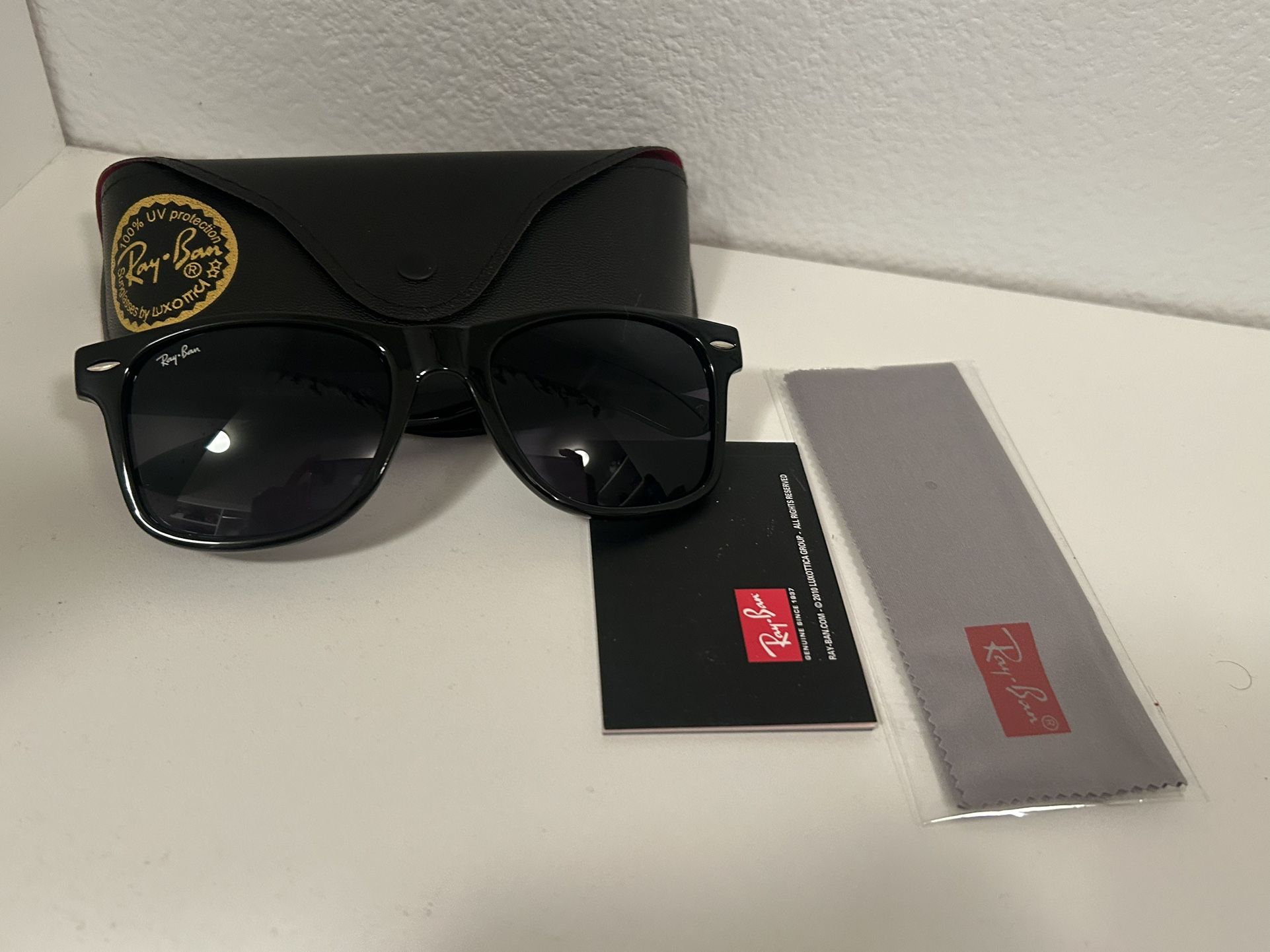 Rayban Sunglasses mega wayfarer sunglasses unisex