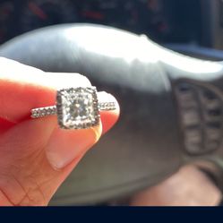 Diamond Ring, Princess cut