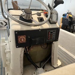 2005 Sundance Skiff
