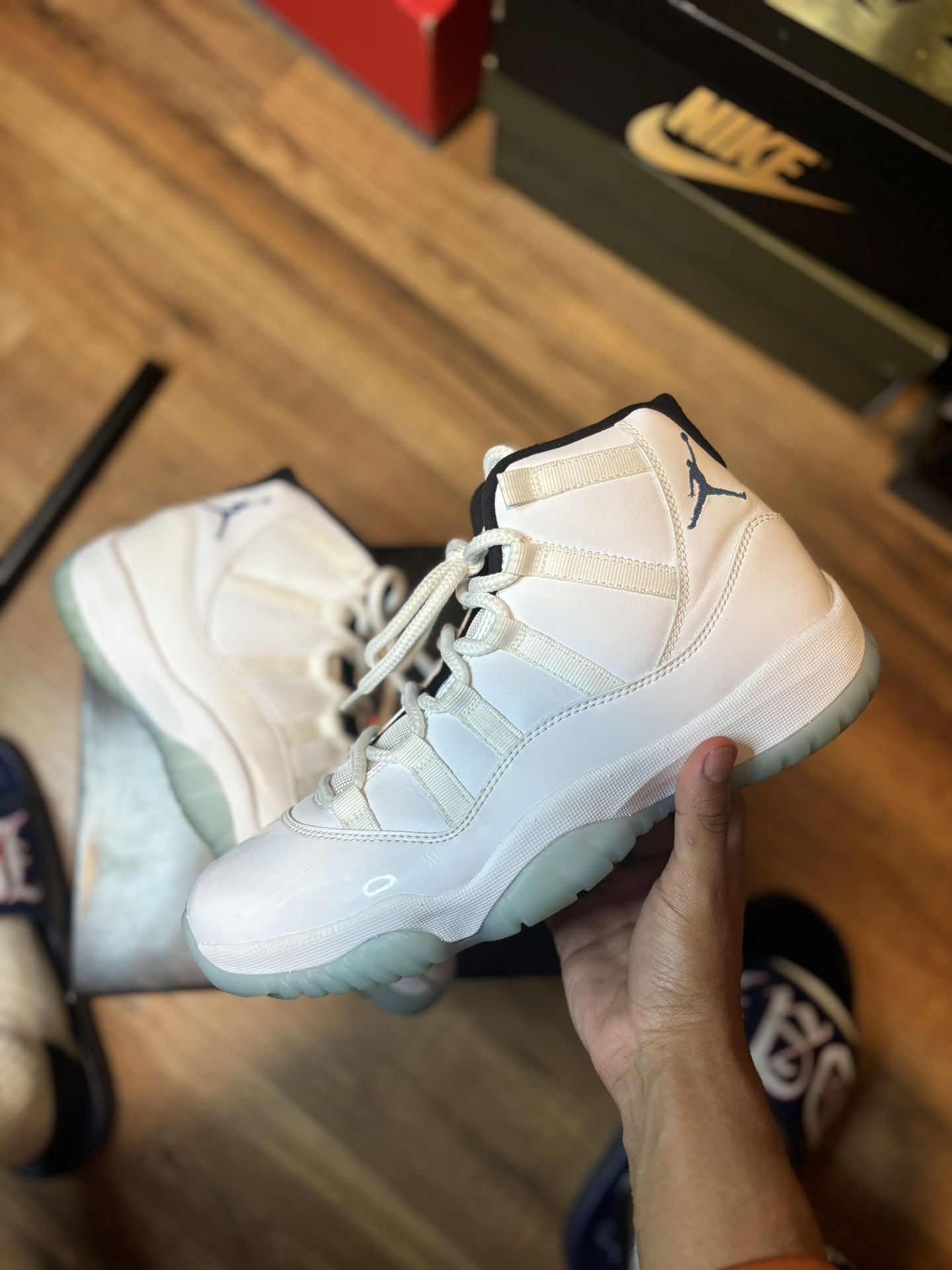 Jordan 11 “Legend Blue”