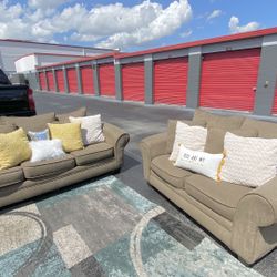 Sofa & Loveseat Set 