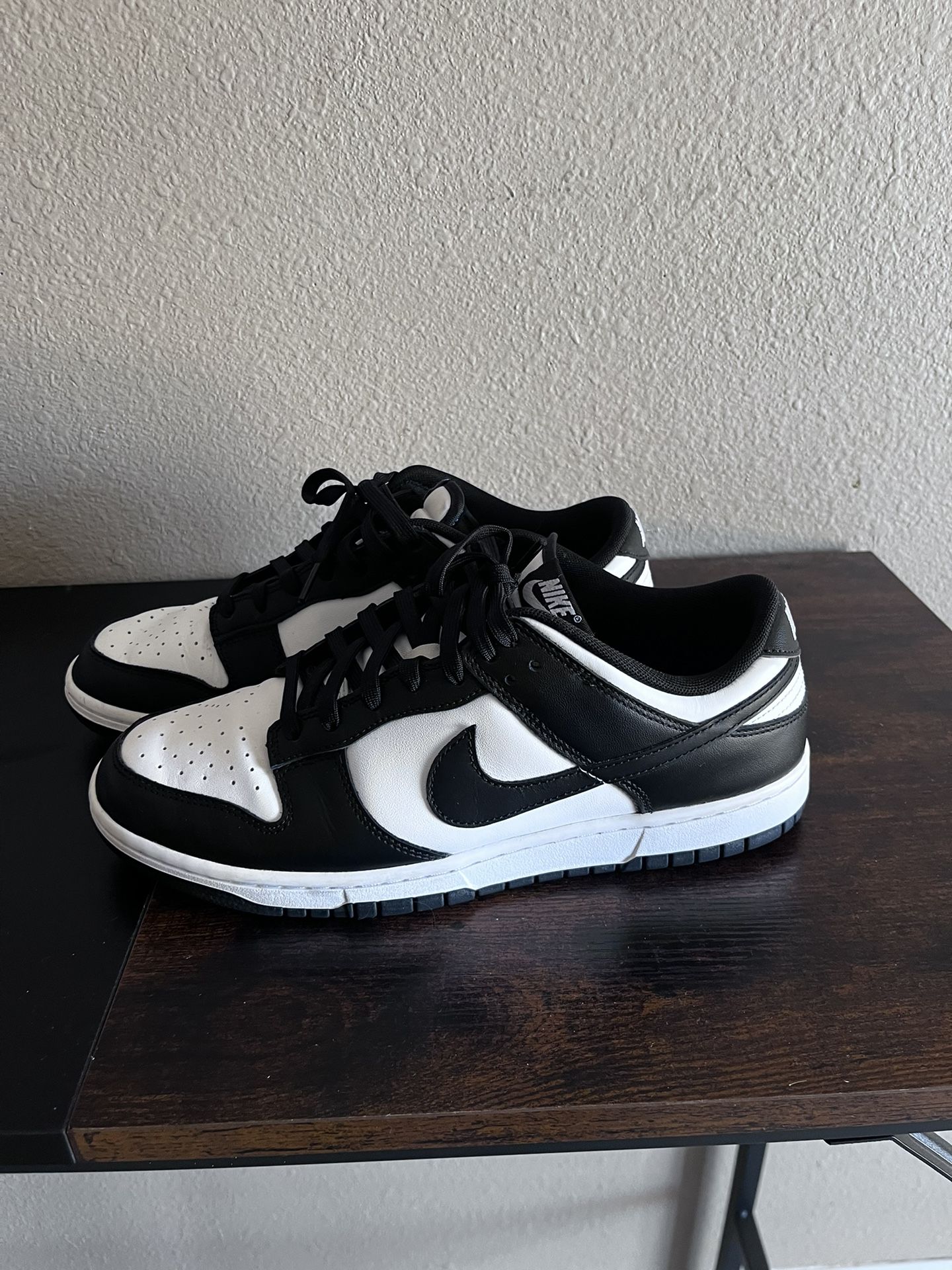 Panda Dunks Size 9 1/2