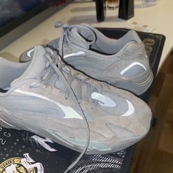 Brand New Shoes Need Gone 