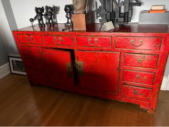 Dresser
