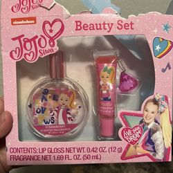 Jojo Siwa Beauty Set